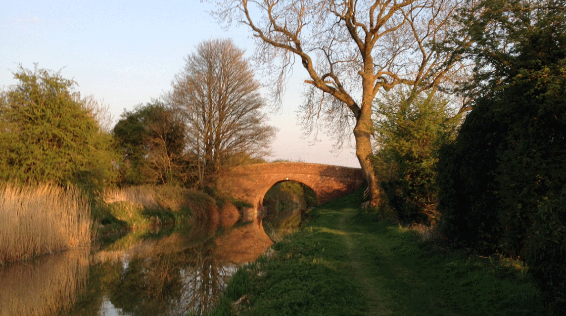 Englands Bridge No.126 on the Kennet and Avon Canal, a few hundred yards from Church Farm Caravan and Motorhome site